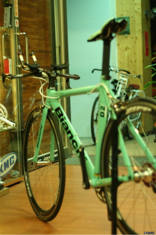 [開箱文]我的最終？敗家之道--BIANCHI D2計時車