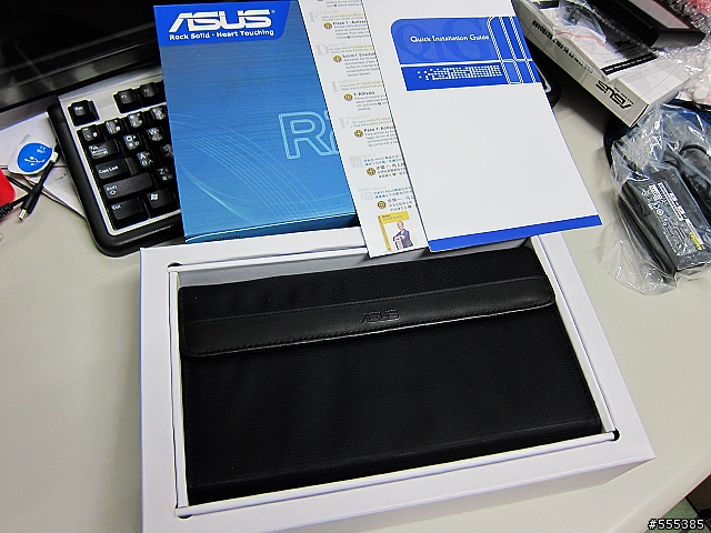[更新]高CP值UMPC-R2BH80000(R2E)-簡易開箱-外加3.5網卡韌體更新