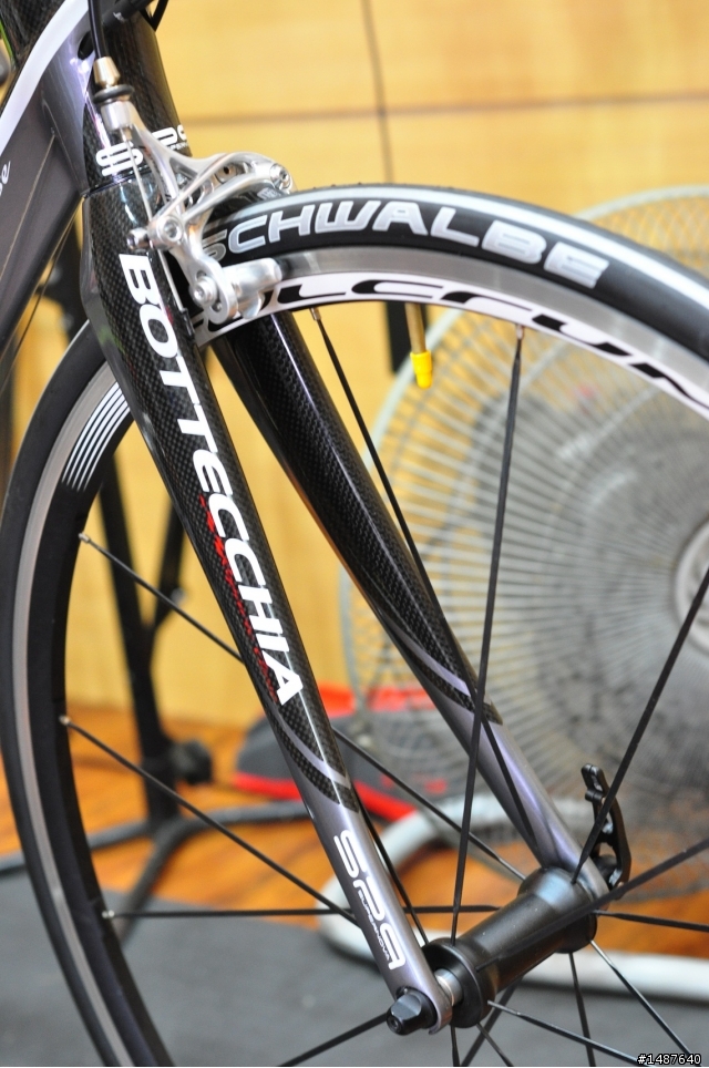[分享] BOTTECCHIA SP9 CAMPAGNOLO CHORUS FRAME 〝48〞 ROAD BIKE