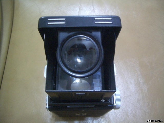 遲了約45年的開箱文  YASHICA-A