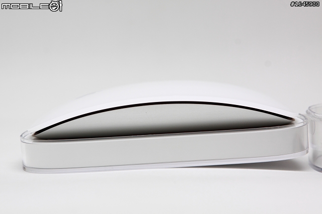 Magic Mouse 手癢 開箱 圖多