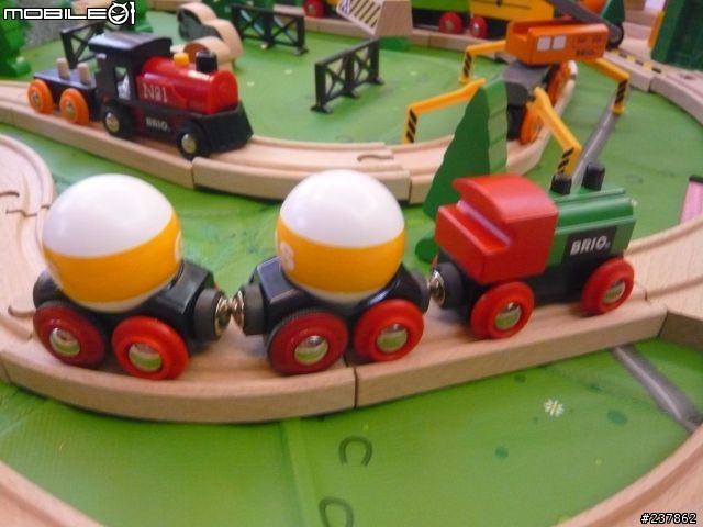 [開箱] 來自瑞典的 BRIO 小火車