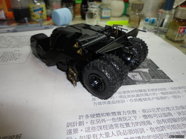 開戰時刻-蝙蝠車模型製作