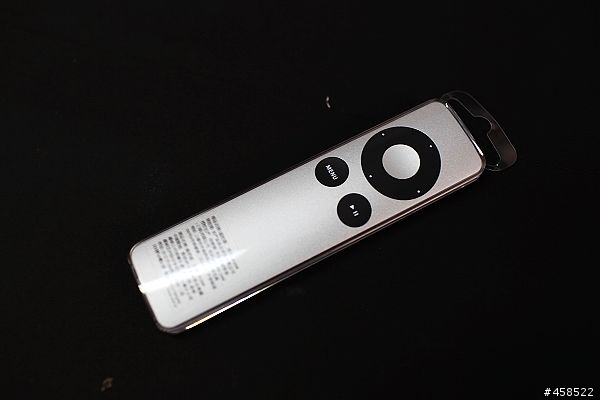 終於輪到我PO開箱文了..15" i7 霧面螢幕
