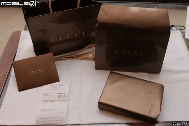 [開箱分享] Gucci 2010 iphone 最新手機皮套 頭暈暈腳軟軟 衝動入手開箱