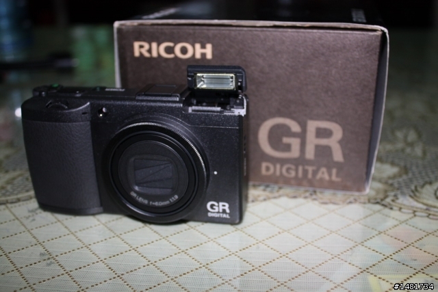 RICOH GR DIGITAL III﹝簡易開箱﹞