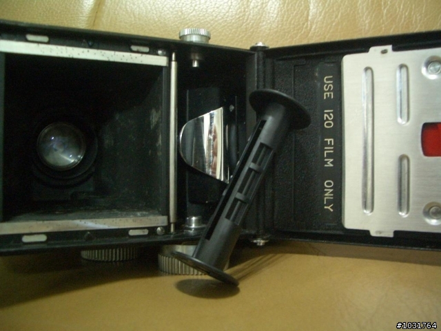 遲了約45年的開箱文  YASHICA-A