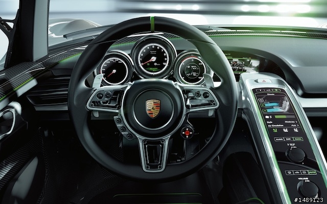 Porsche 918 Spyder 內建"浪漫跑車"！？