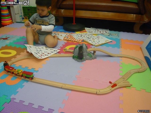 [開箱] 來自瑞典的 BRIO 小火車