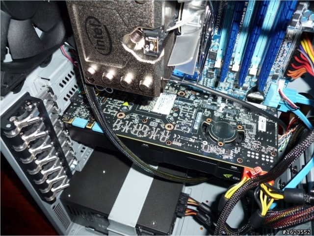[分享] Intel 六核心電腦開箱分享