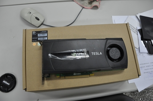 Tesla C2050 工作站開箱..