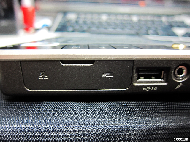 [更新]高CP值UMPC-R2BH80000(R2E)-簡易開箱-外加3.5網卡韌體更新