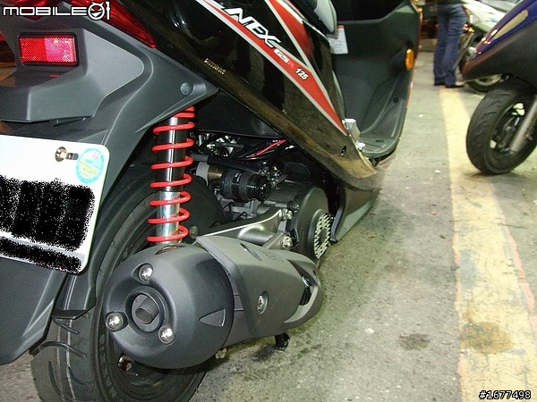 補貼2010年式 SUZUKI NEX 125 八耐黑橘版開箱文~