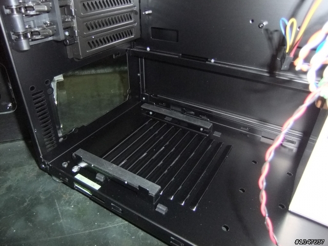 LIAN LI PC-B25FWB 開箱!!