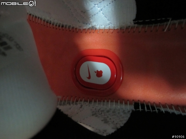 有勾勾的私人訓練家  Nike Sports band [開箱]
