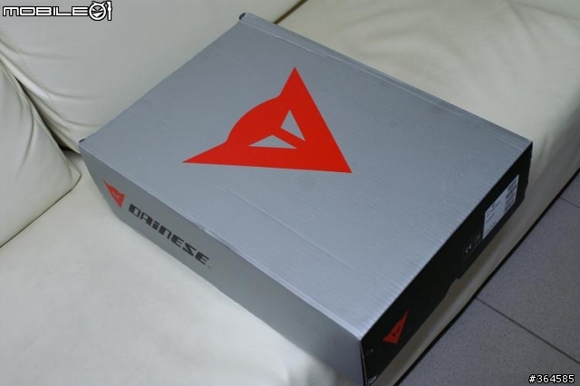 [非常不專業開箱文] HYOD 2010年春夏男用d3o皮衣-入門級