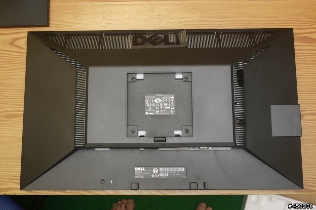 [開箱] DELL U2311H~ 6/2 持續補圖  6/1新增AL2032對照