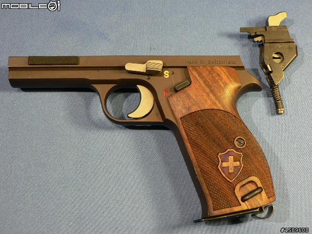 全新開箱-手槍中的極品 SIG P210 (更新在第八頁)