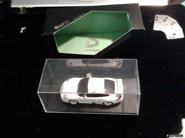 [分享]新手也開箱之京商 DNANO 1/43超微型遙控車