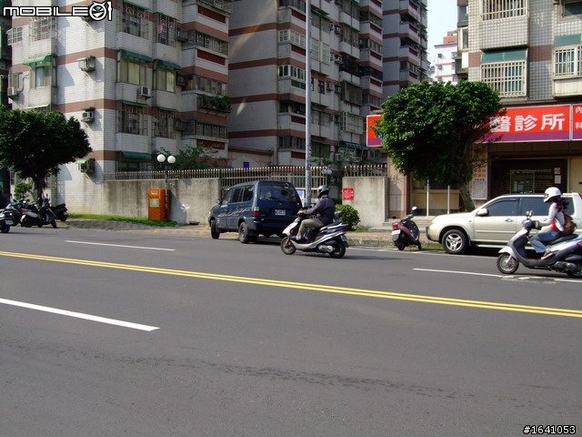 台北有錢沒地方停車,我可是有位置我也不停勒,,怎樣