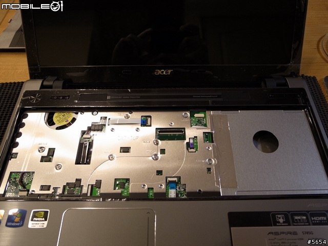 [拆機]ACER 5745G 時尚條紋機!!