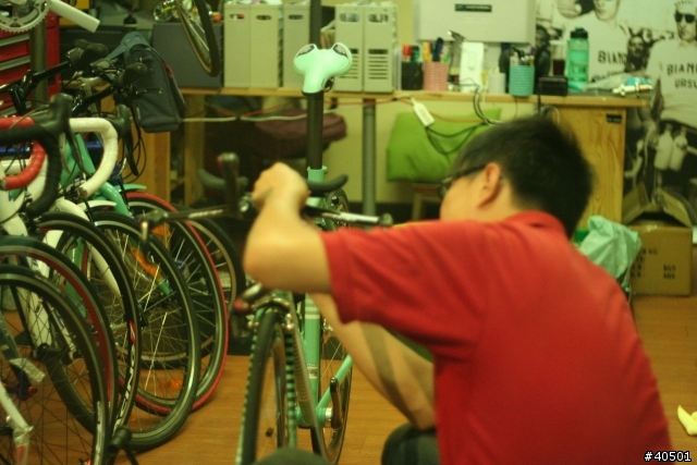[開箱文]我的最終？敗家之道--BIANCHI D2計時車