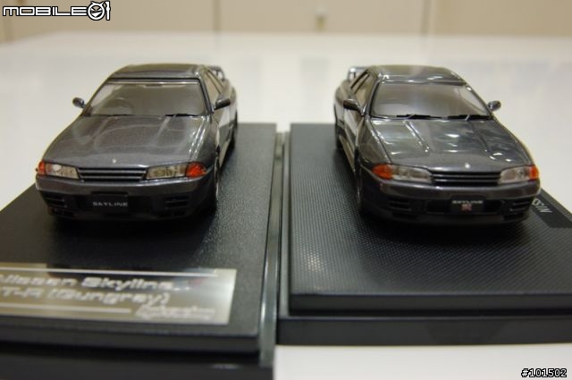 1/43 的 EBBRO 與 HPI 的比較圖