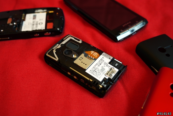 [ESQ分享] SonyEricsson XPERIA 10mini, but mighty