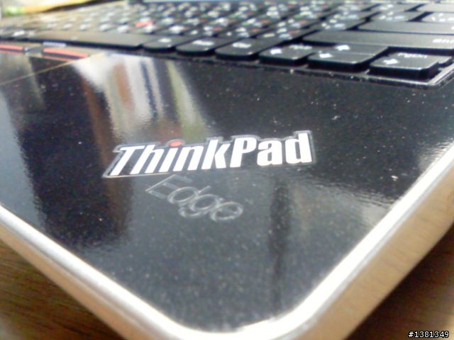 Lenovo Thinkpad Edge滿月了！包膜換新衣服+換上SSD+還原光碟的憤怒