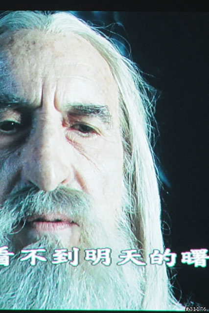 透過擴大機的HDMI輸出到螢幕會變模糊嗎？