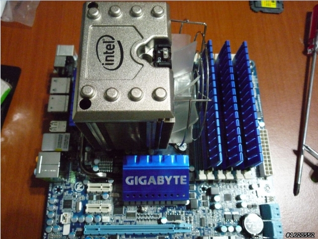 [分享] Intel 六核心電腦開箱分享