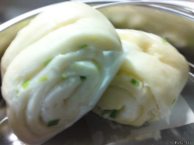 第一次的手工饅頭~還有最新照片
