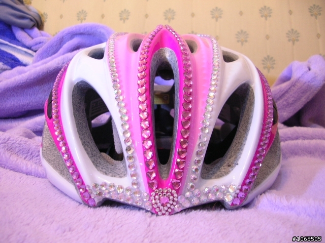 〔愛現］Bling-Bling風–Ostarts安全帽貼鑽啦！