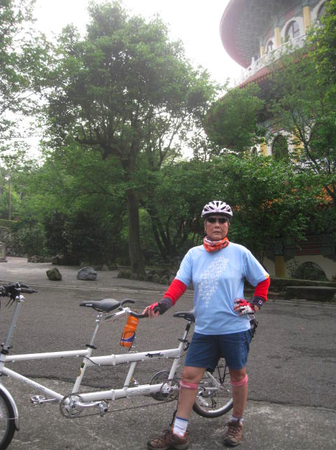 加起來共120歲的親子協力車