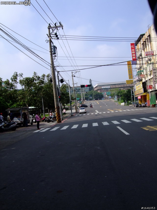 台北有錢沒地方停車,我可是有位置我也不停勒,,怎樣