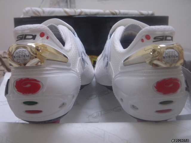(台灣首發)2010年SIDI Ergo 2 Carbon Lite 50th Anniversary 到手啦!!!!!!!!