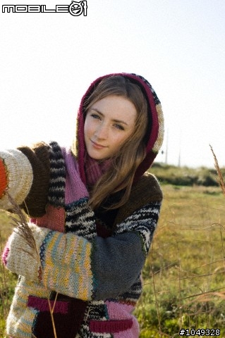 介紹好萊塢藍眼小美女Saoirse Ronan ！(蘇西的世界)女主角