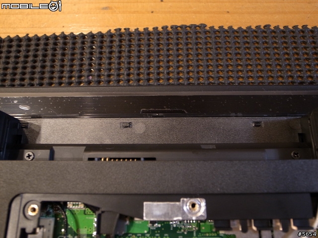[拆機]ACER 5745G 時尚條紋機!!