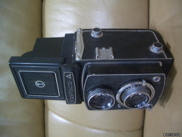 遲了約45年的開箱文  YASHICA-A