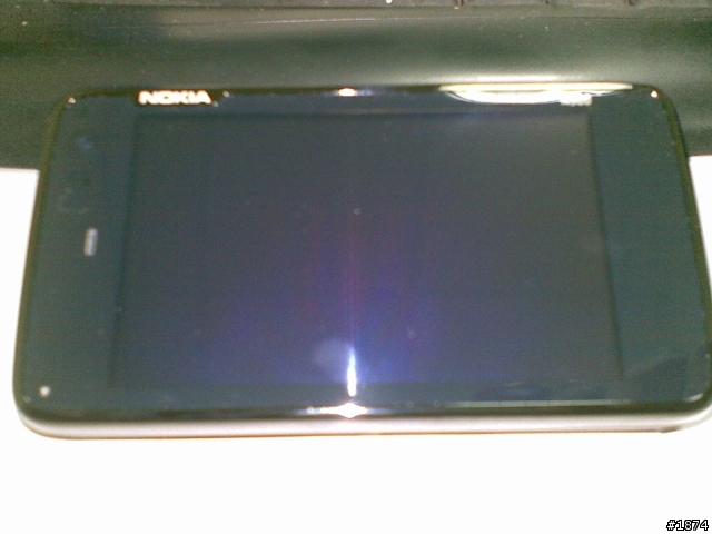 [開箱]超簡單+手殘的公司相機~~NOKIA N900簡單版開箱