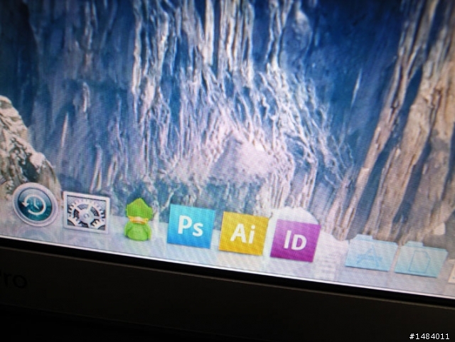 霧面MBP 15" 2.4GHz開箱