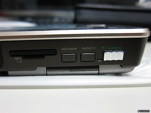 [更新]高CP值UMPC-R2BH80000(R2E)-簡易開箱-外加3.5網卡韌體更新