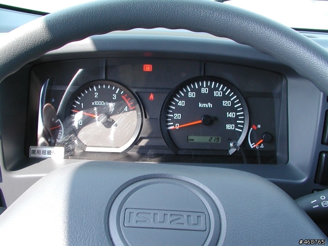 2010年3.49噸小貨車開箱(isuzu)