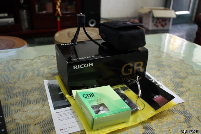 RICOH GR DIGITAL III﹝簡易開箱﹞