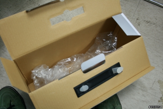 [開箱] 遲來的EIZO FlexScan S2402W - H  開箱文