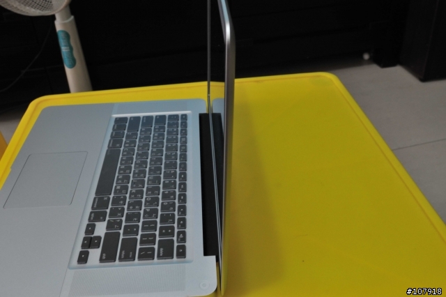 2010 New 15" MacBook Pro i7 + 128 SSD 與配件測試