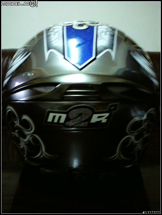 [開箱]入手第2頂新帽   M2R J2鈦藍分享