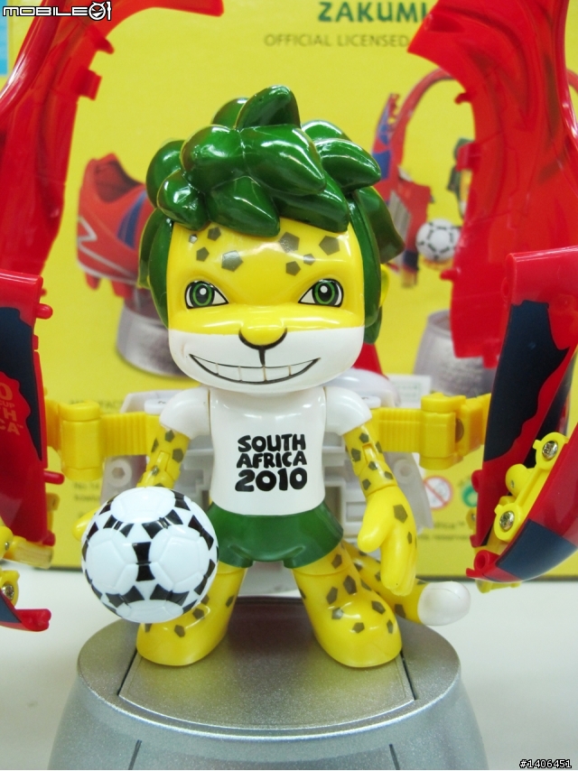 [開箱]世界盃FIFA變形公仔 分享文
