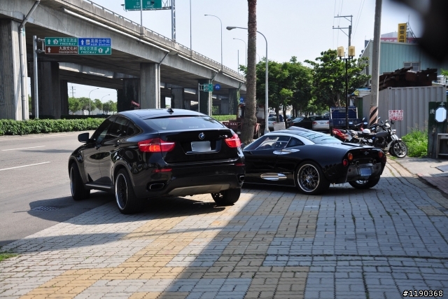 全台唯一跑車~~~再度現身!