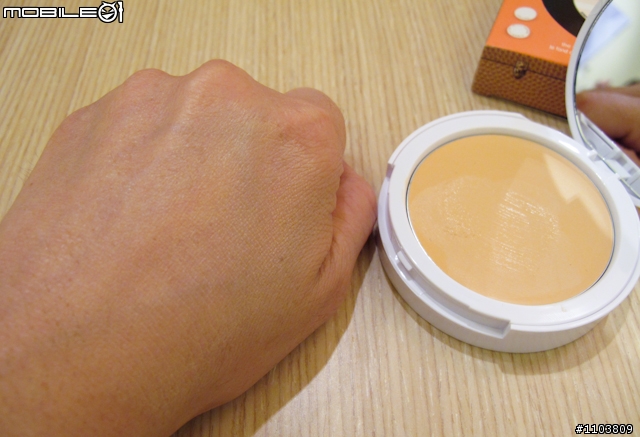【採訪】裸妝系的「零瑕疵底妝盤Lite」，更具透明感的新色登場！